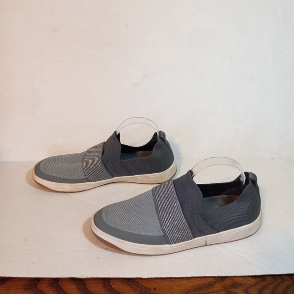 Lands End Casual Gray Slip On Sneakers Womens Size 11 B - Picture 2 of 8
